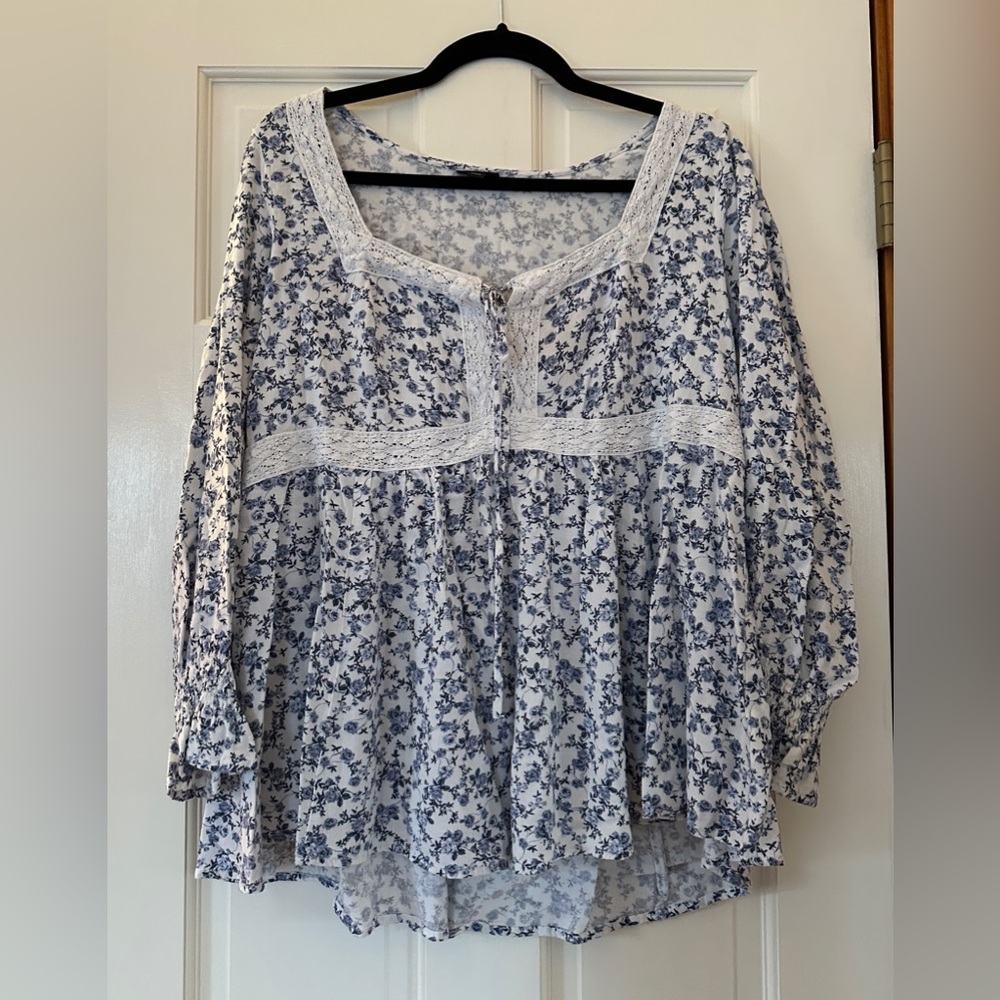 Torrid Babydoll Rayon Slub Lace Trim Long Sleeve Top Size 2